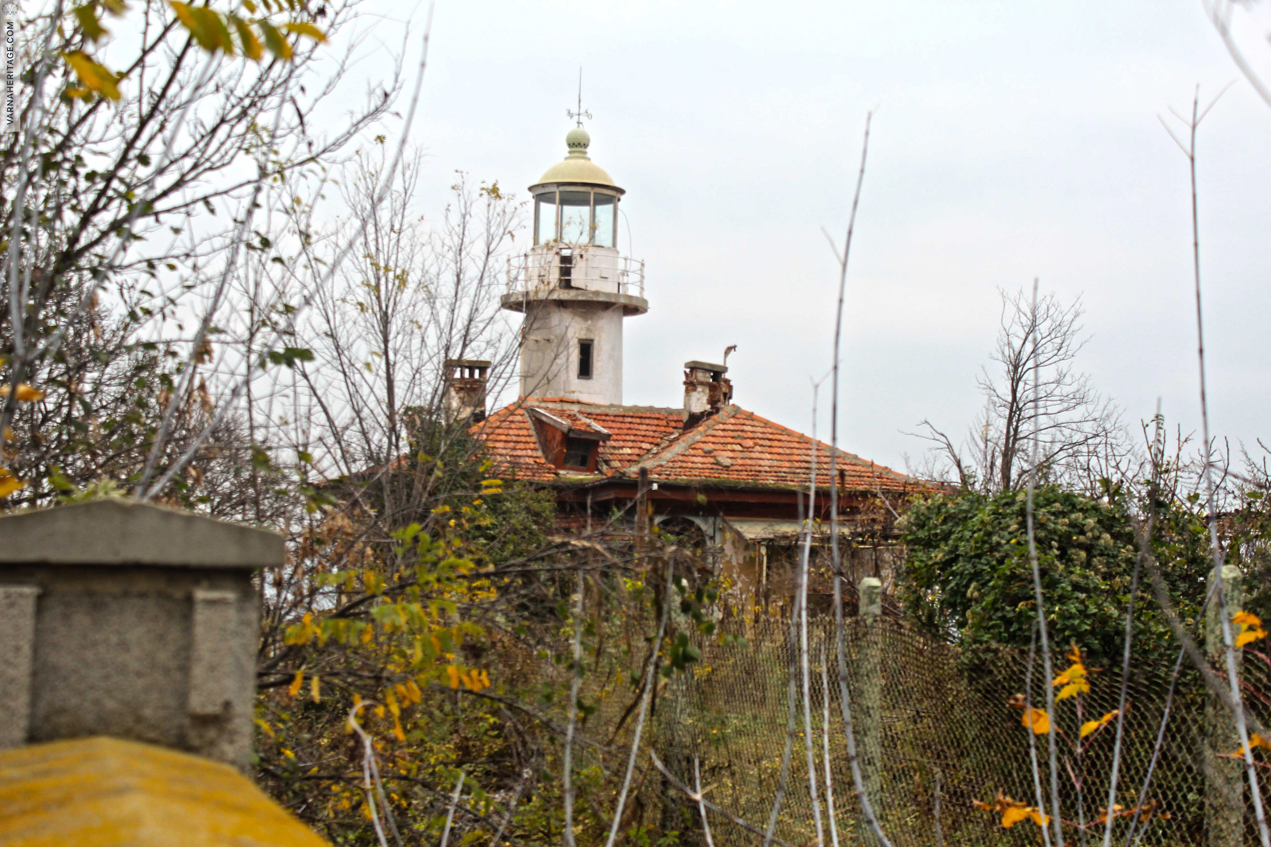 Старият фар на нос Галата, Варна, кв. "Галата", Нос Галата
